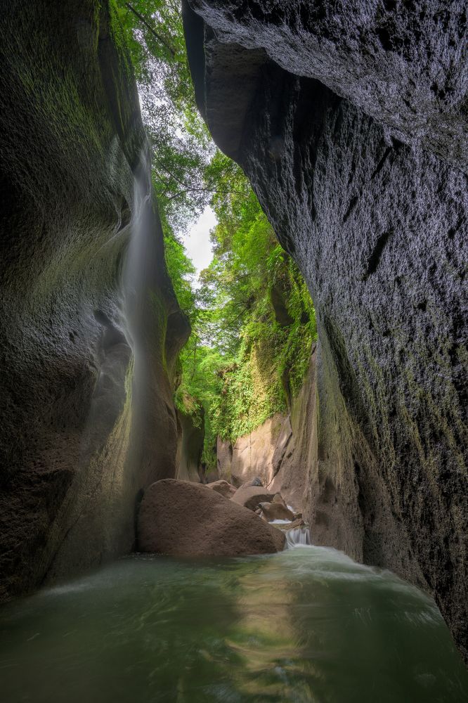 Photograph by Hirotomo Hakahara