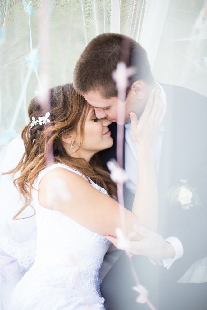 Это по любви