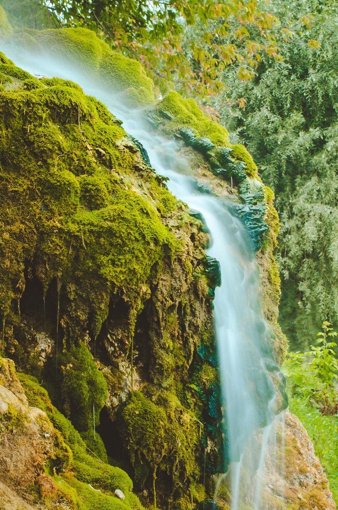 Святой Ключ (красный ключ). Водопад
