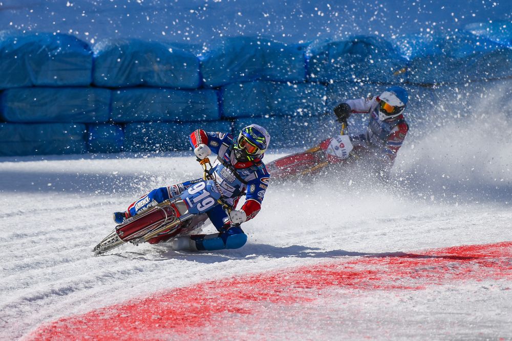 Асы ледового спидвея на знаменитом катке Медео