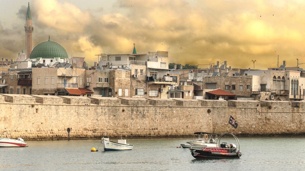 Photograph by Lev Tsenter