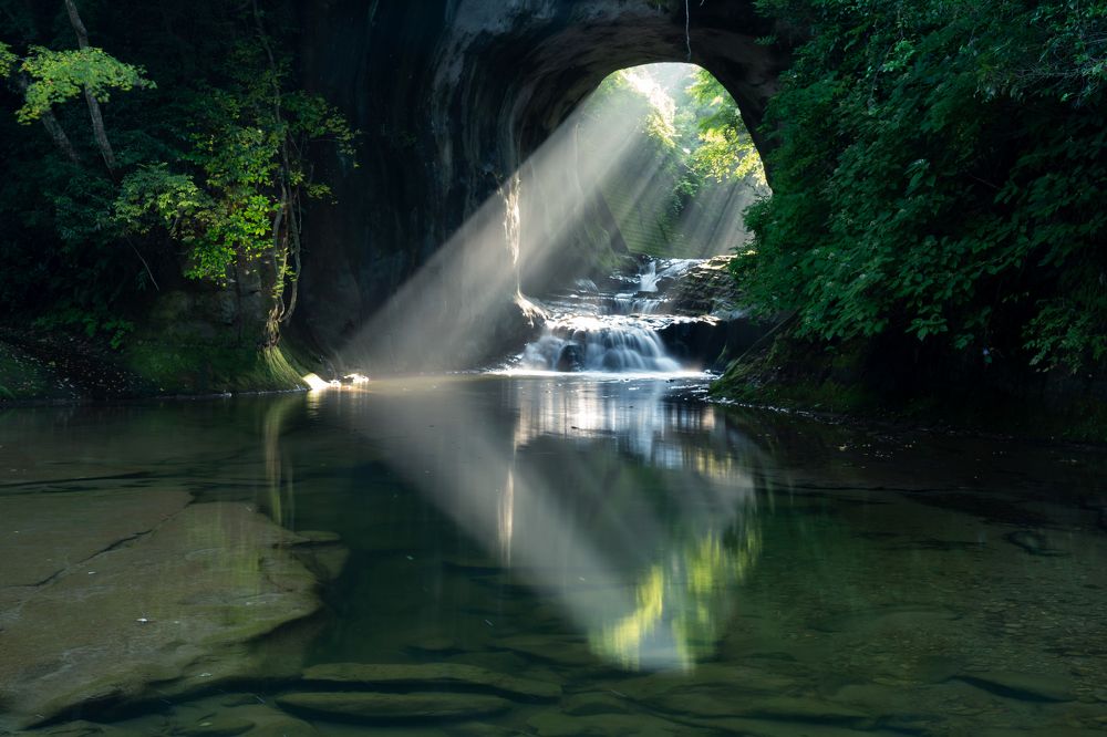 Photograph by LE HUY HUNG