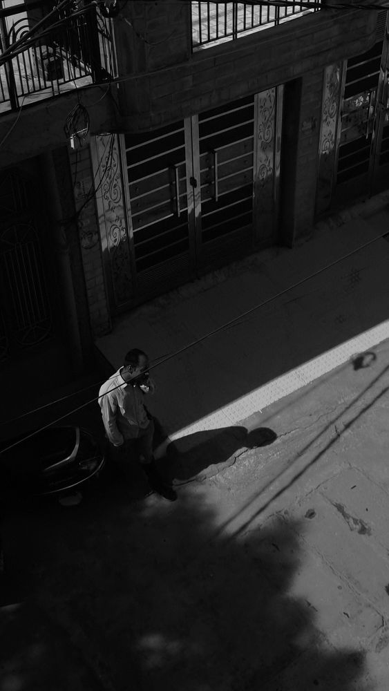 You realise playing with shadows can be fun ?