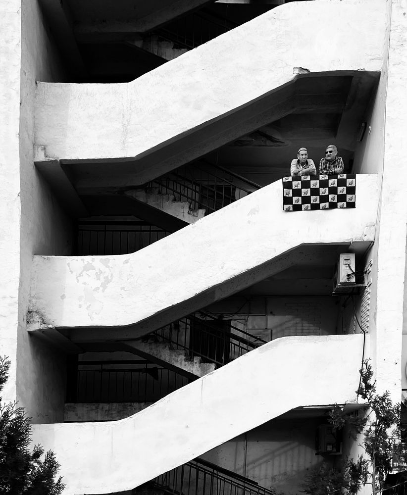 Hayata siyah beyaz bir bakış