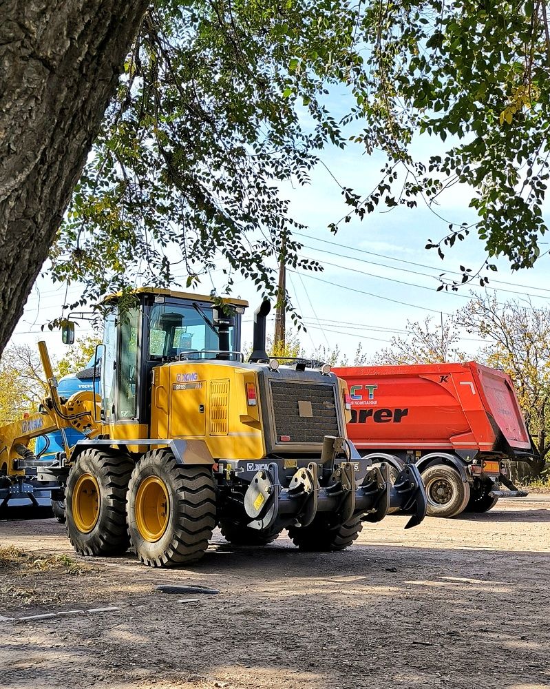 Работают дорожники...