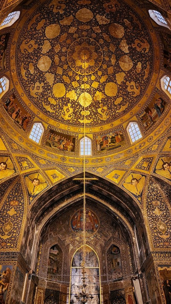 Photograph by Mina Mamdouhi