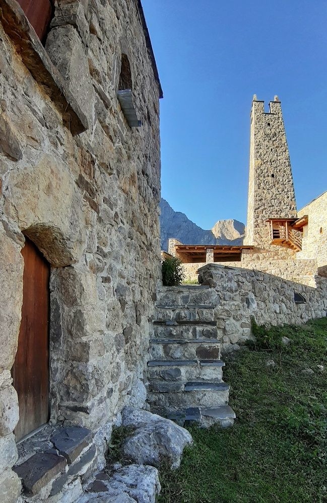 Древний Бишт.