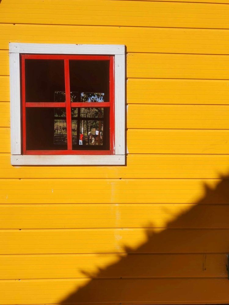 Photograph by Régis Santos