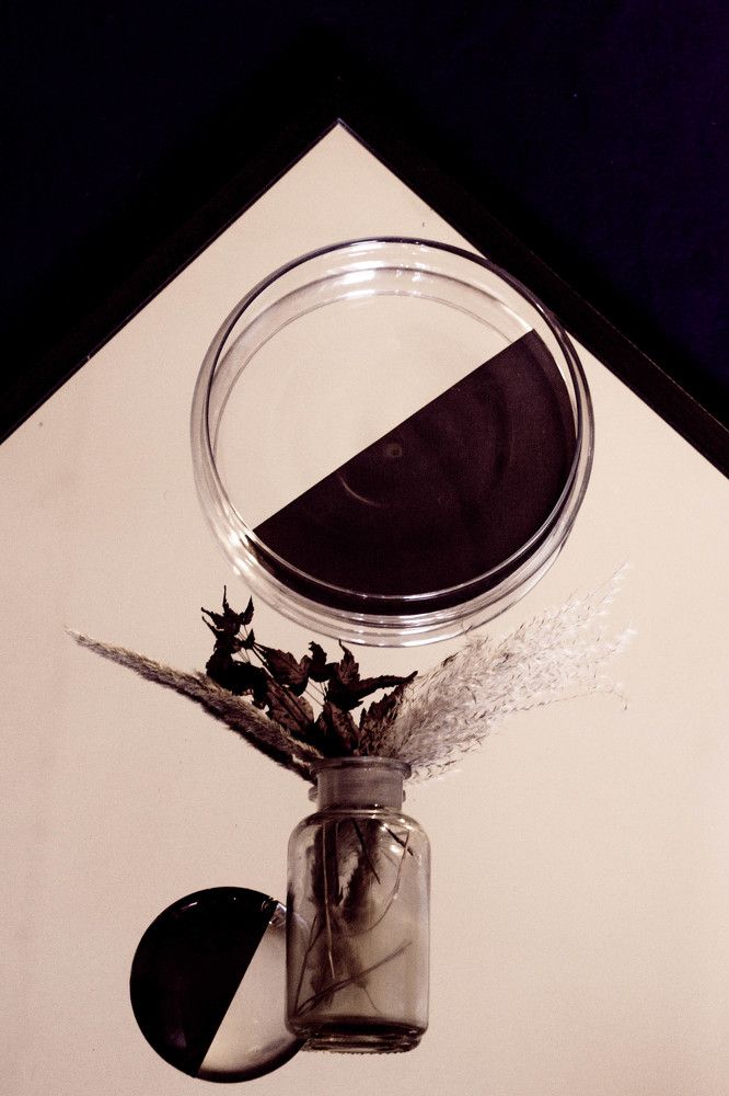 Супрематический натюрморт