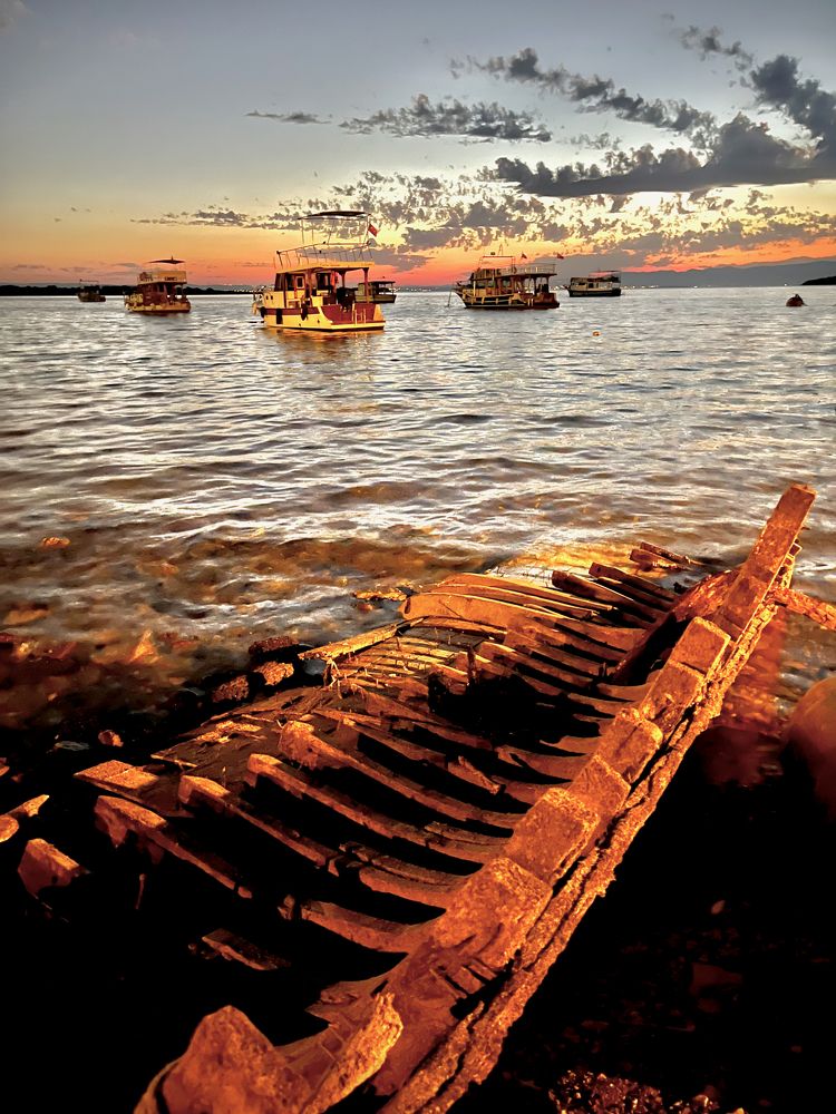 Photograph by Ahmet Aka