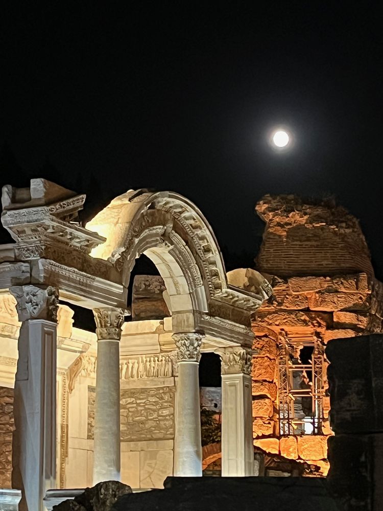 Photograph by Ahmet Aka