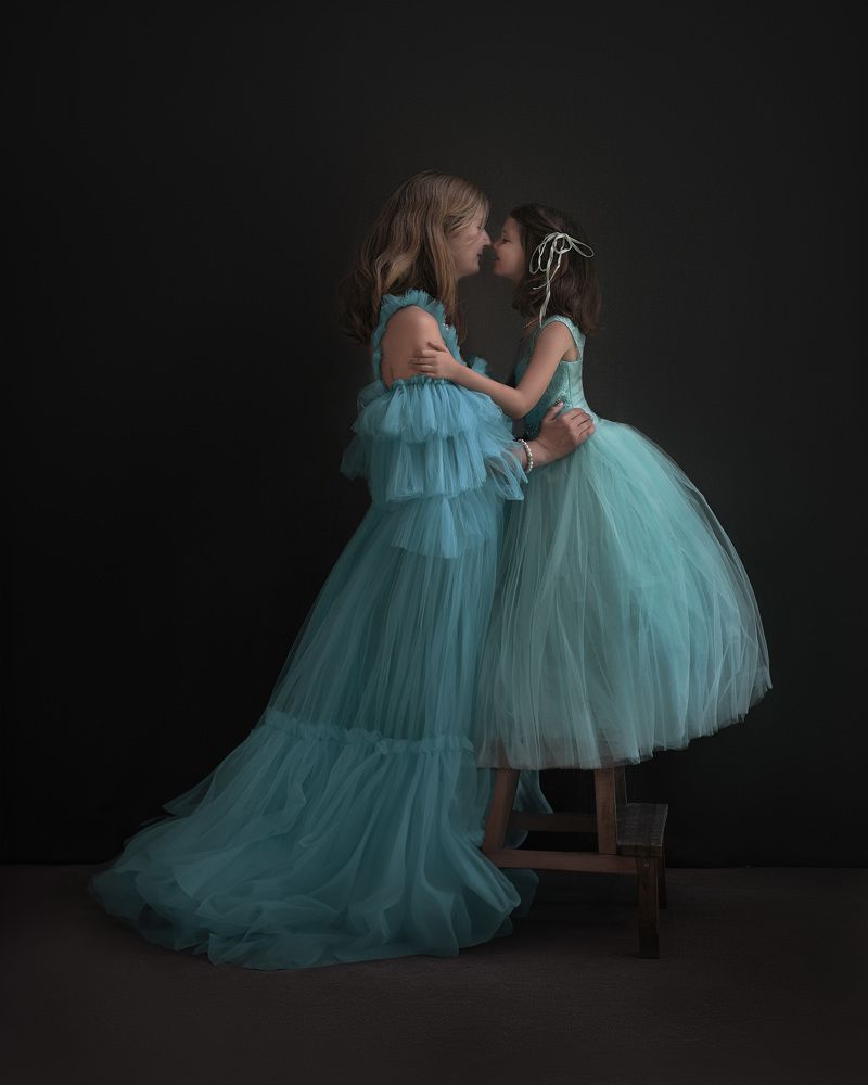 Photograph by LYUDMYLA POKRYSHEN