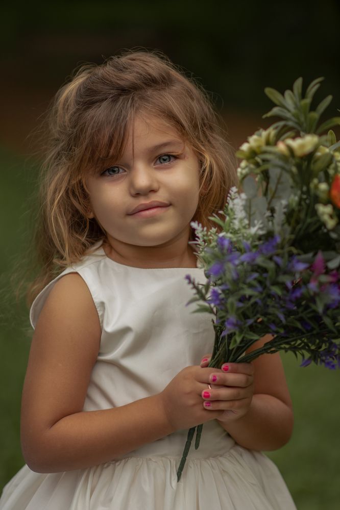 the girl and the flowers