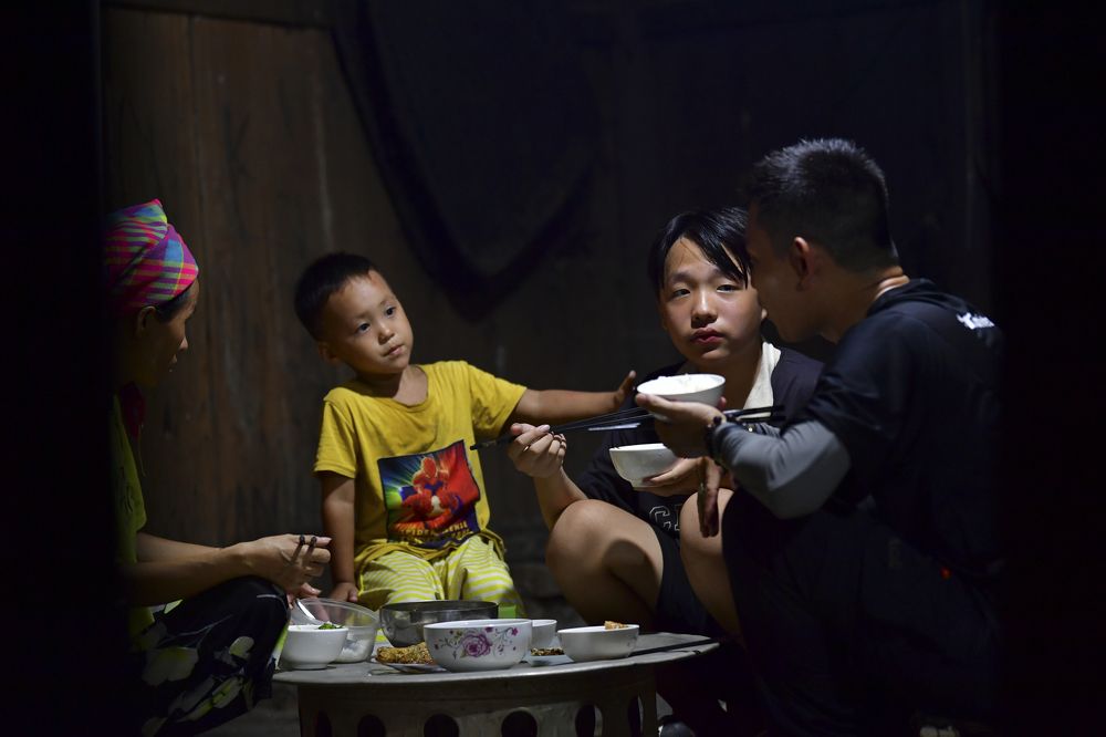 Photograph by Toan ESC