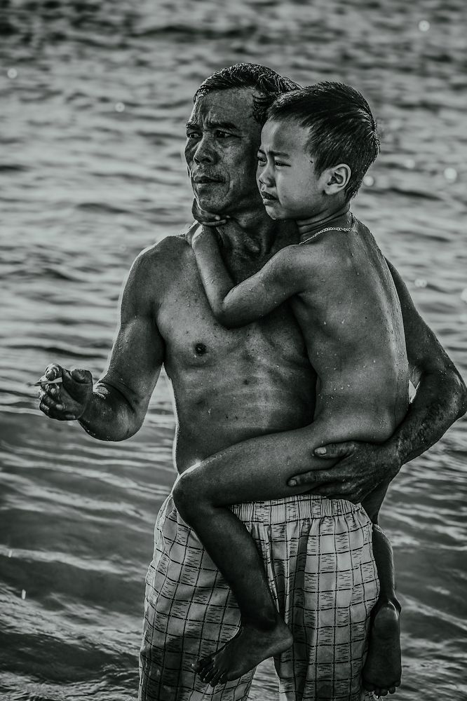 Photograph by Khánh Nguyễn Chí