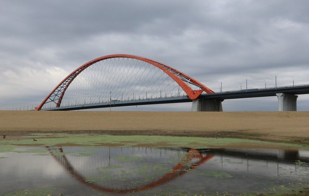 Красный мост