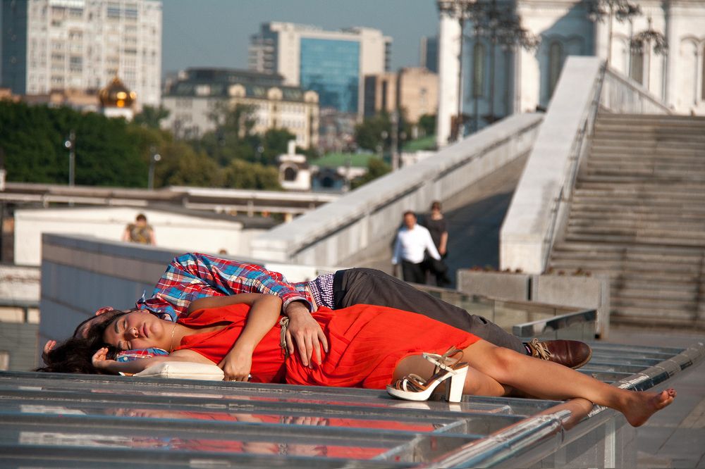 В красном тоже жарко