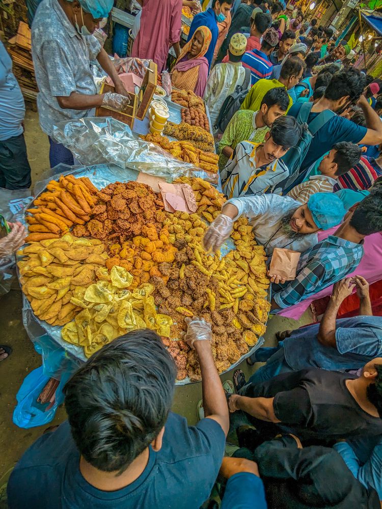 Фотография автора Razoan hossain