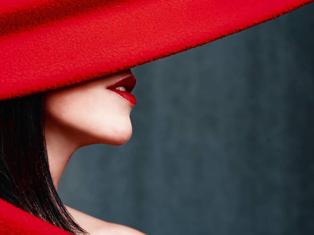 Photograph by Aleetet