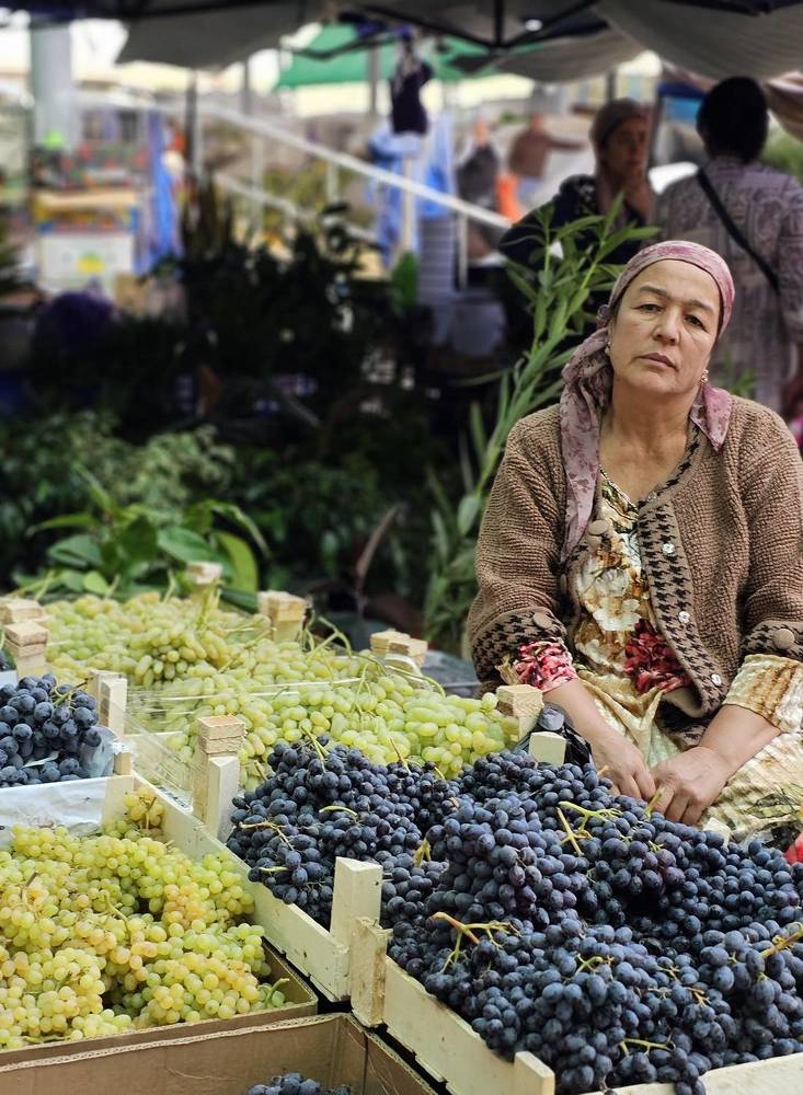 Базар. Тяжелая работа