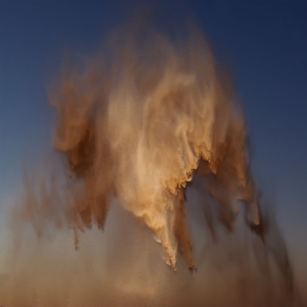 мгновение и песок