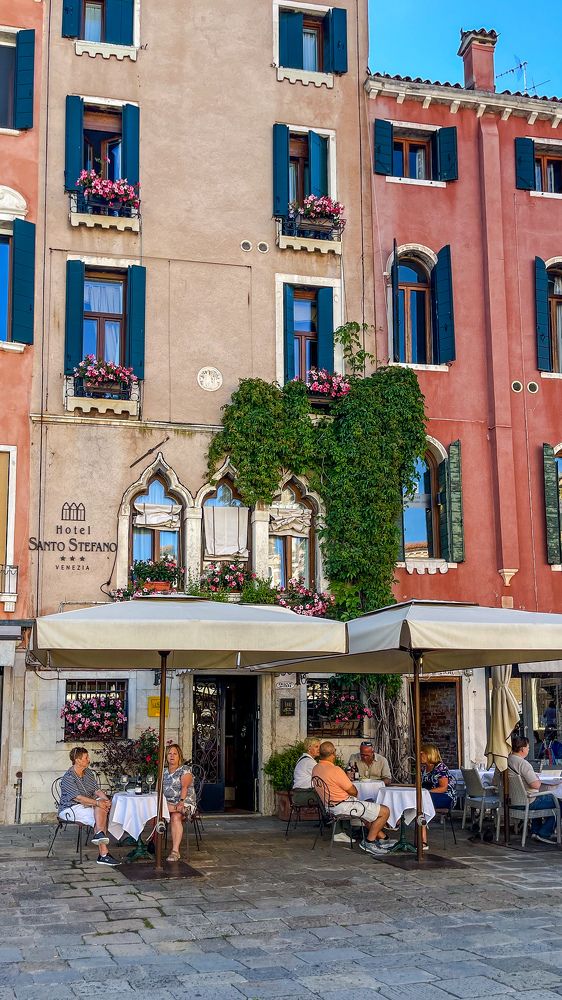 Photograph by Feli Elena