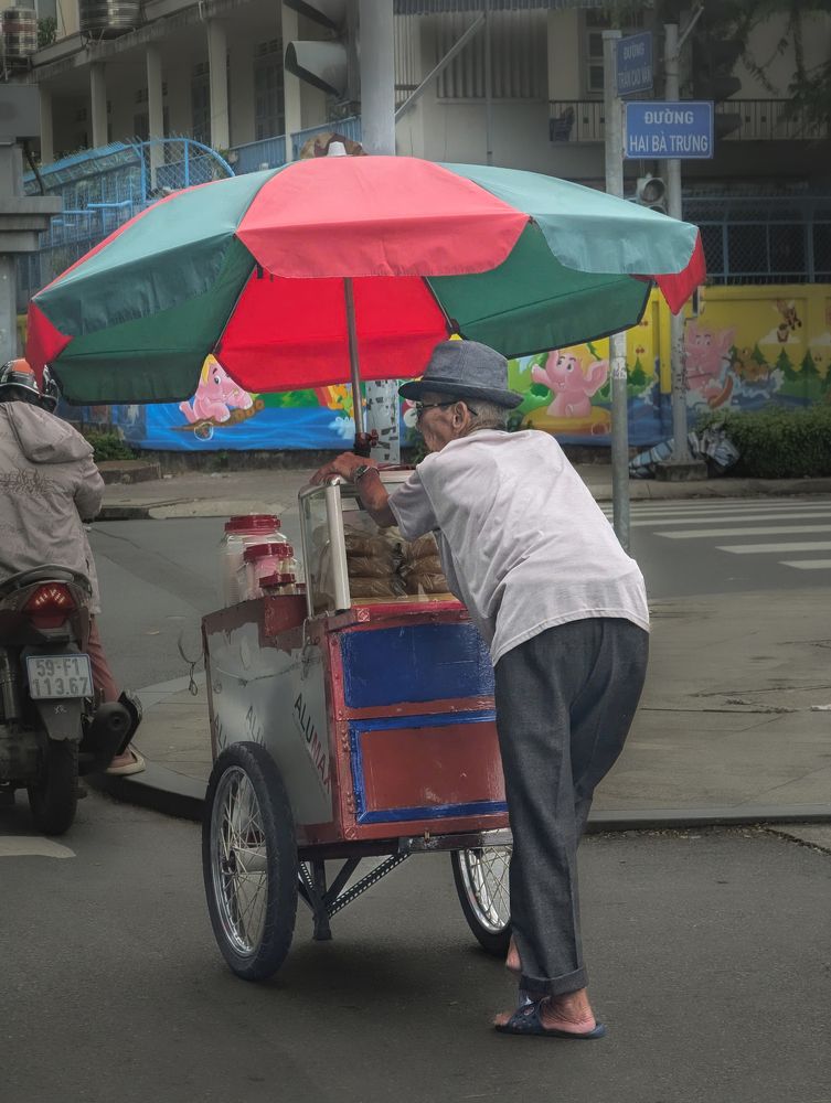 Photograph by Nguyễn Phú