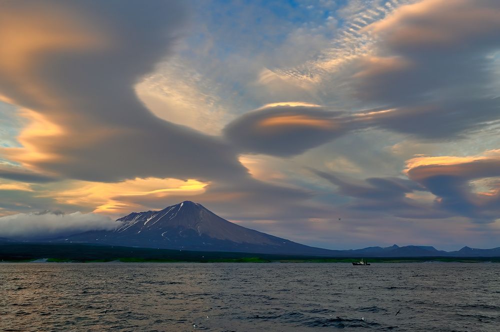 lenticular clouds