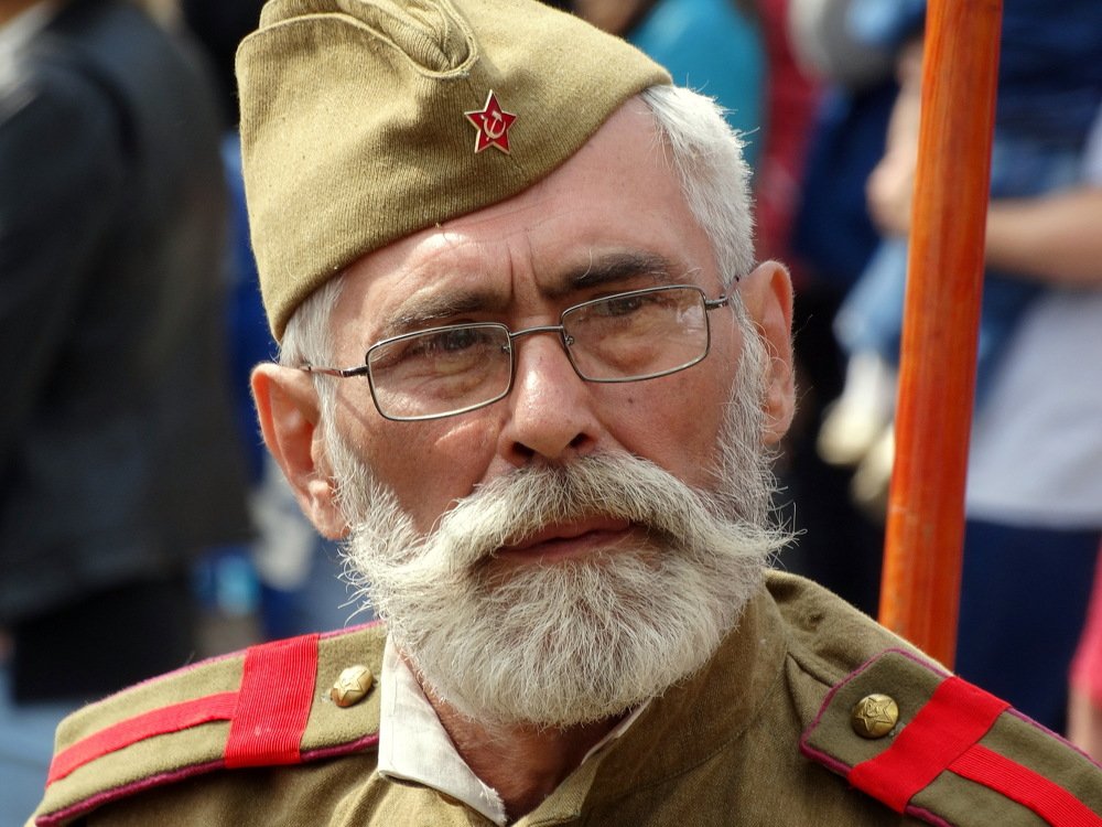 Наш ротный старшина,,,