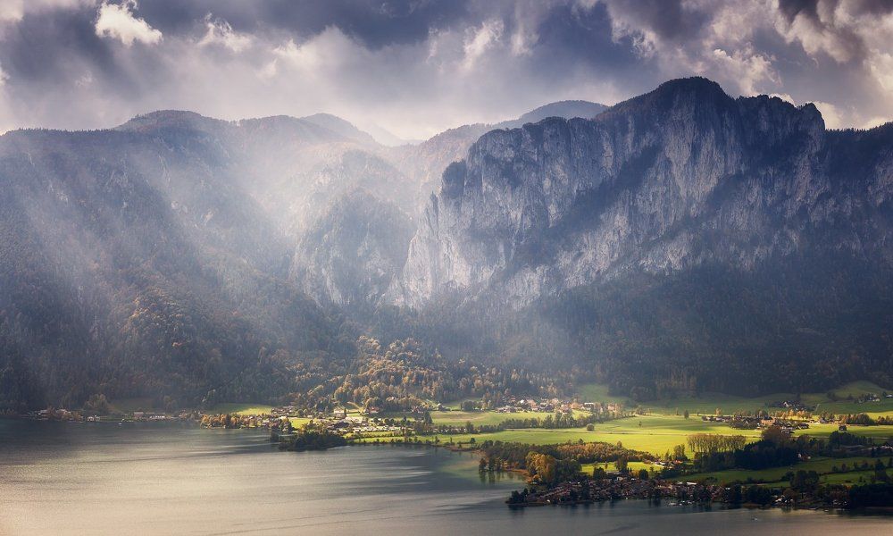 В лучах осеннего солнца