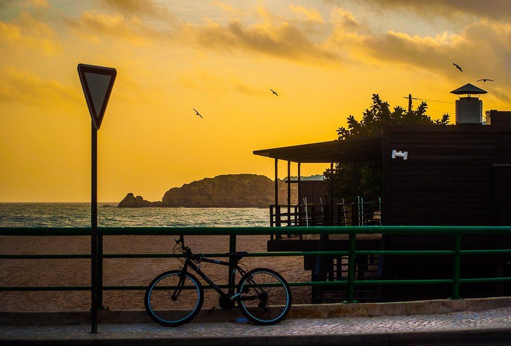 Чудится мне небо вогне