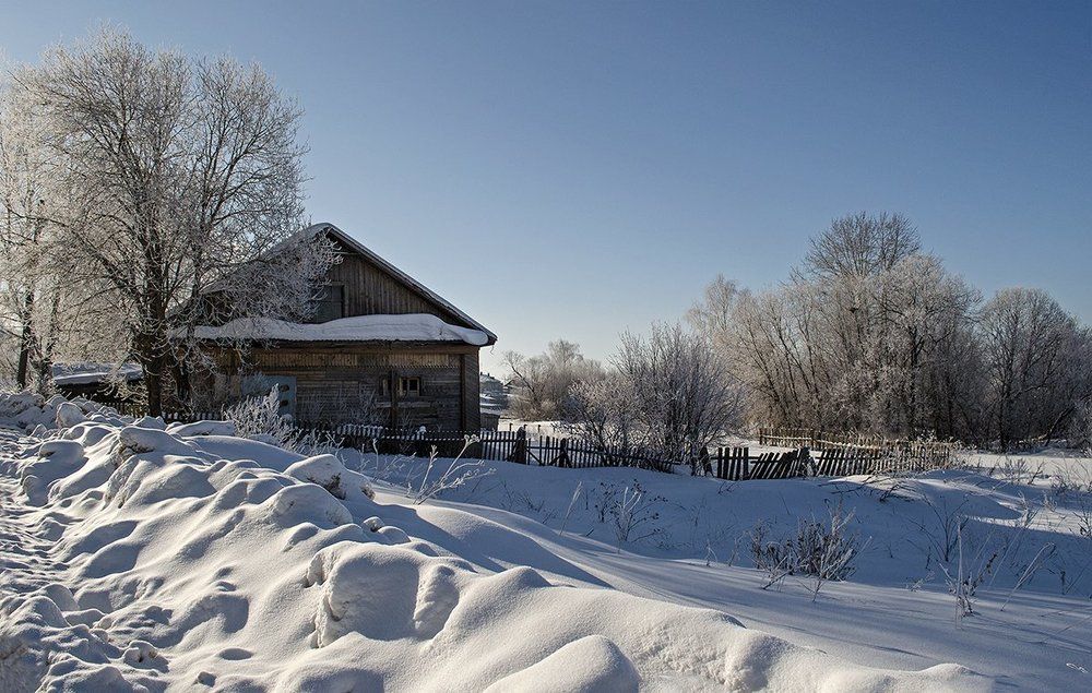 Жил был дом