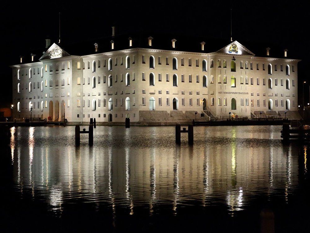 Ночной Амстердам