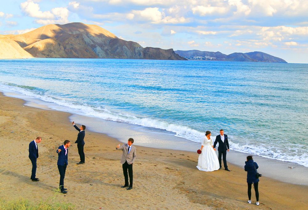 Каждому- своё.