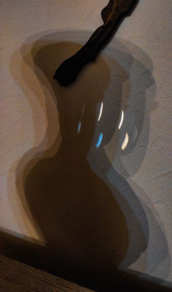 Призрачная ваза