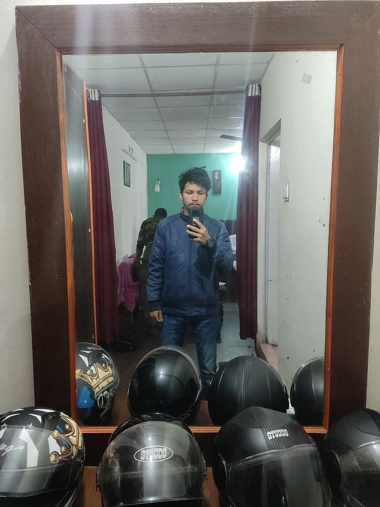 Фотография автора Mahesh singh bisht