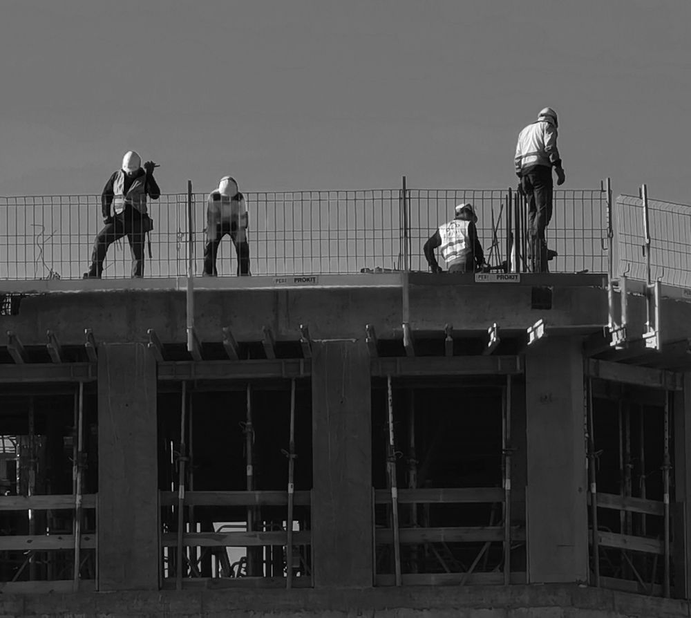 Photograph by Aleg Kazhushka