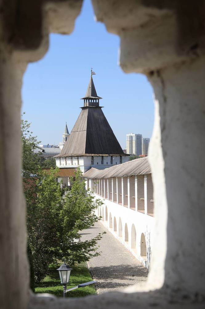 Photograph by Elena Ovsannikova