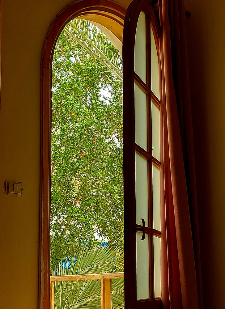 Фотография автора Youstina Rowes