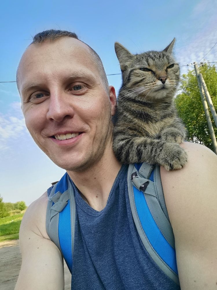 Фотография автора Андрей Шестаков