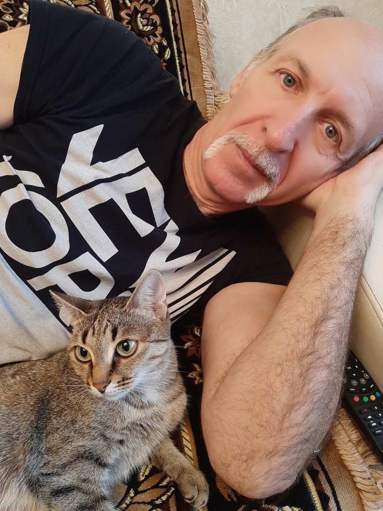 Фотография автора Павел Попов