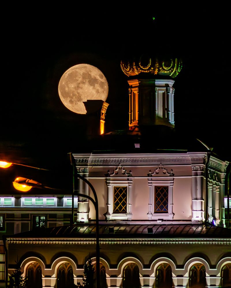 Hunter’s Supermoon