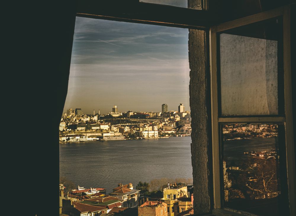 Photograph by Hakan Tunc