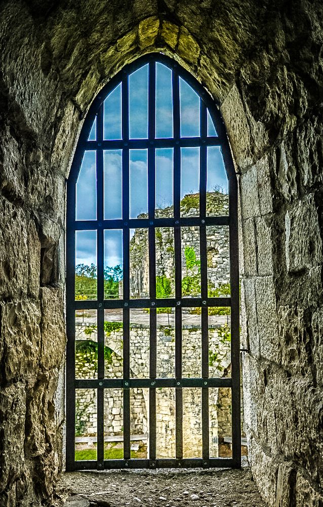 Вид из окна старой крепости.