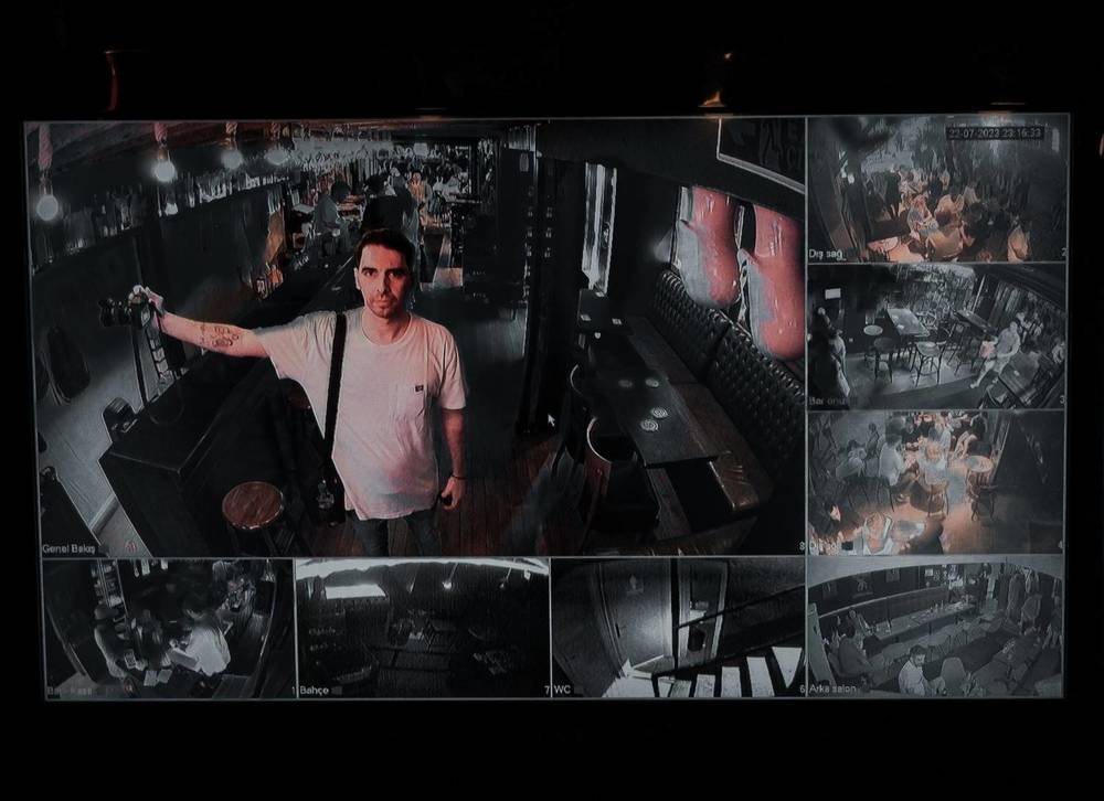 Photograph by Hakan Tunc