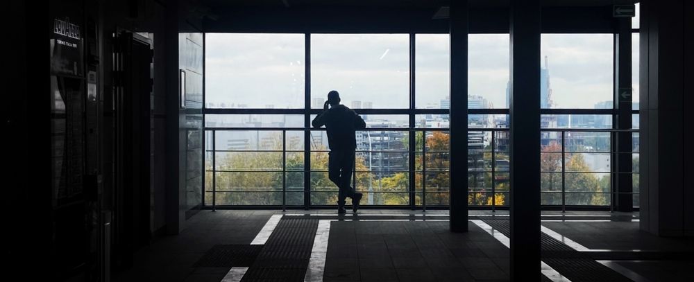 Вижу. Я слышу.