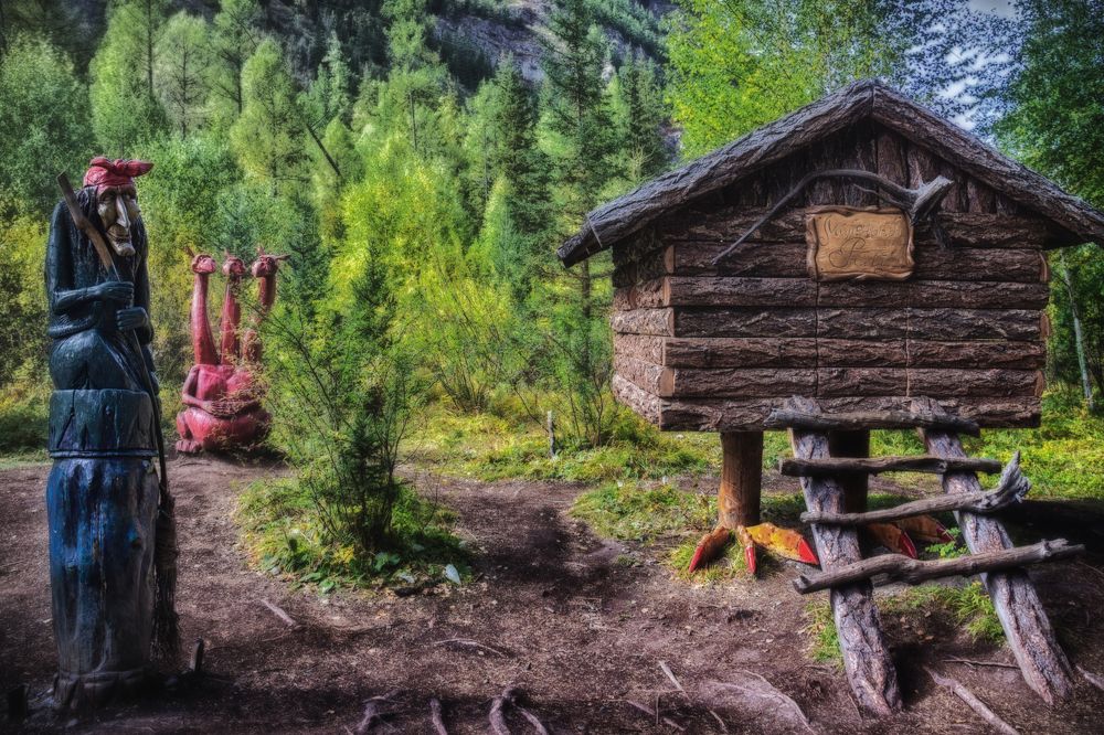 Там, на неведомых дорожках...