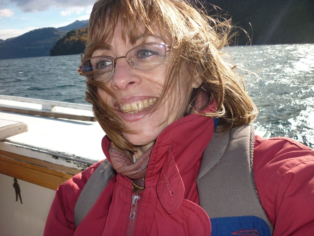 Navegar el lago Lanin