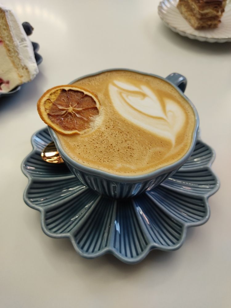 Фотография автора Кира Полотовская