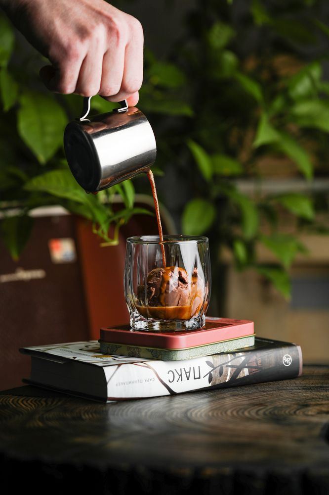 Photograph by Zhenia Mikhalchenko